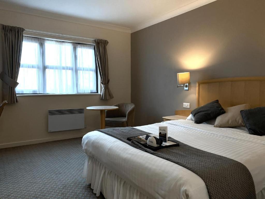 The Wiltshire Hotel, Golf And Leisure Resort Σουίντον Εξωτερικό φωτογραφία