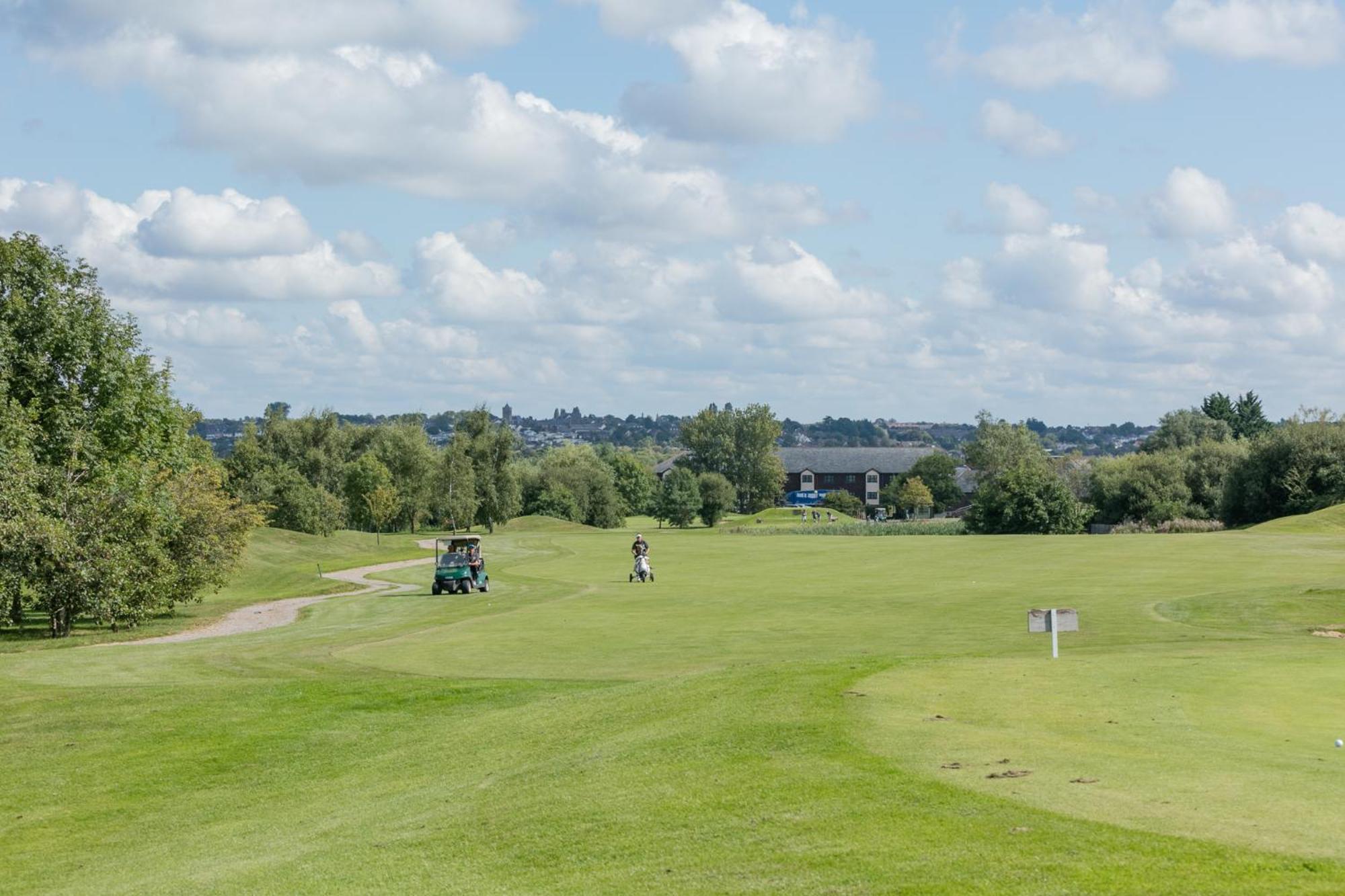 The Wiltshire Hotel, Golf And Leisure Resort Σουίντον Εξωτερικό φωτογραφία